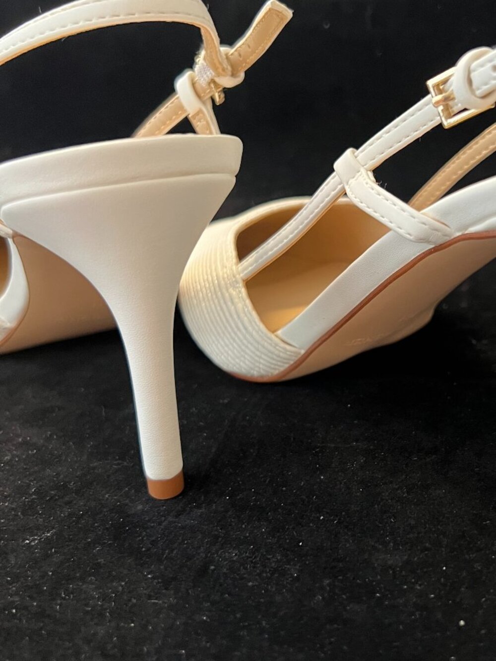Marc Fisher Favia Ivory 150 NIB Size 7 - Picture 5 of 6